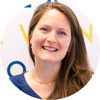 Dr Charlotte Desgrouas